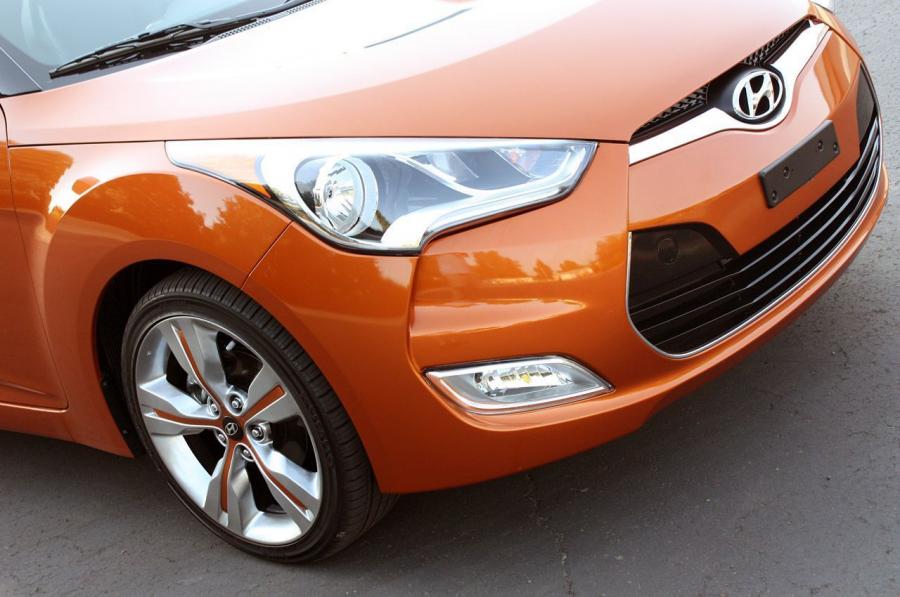  Hyundai Veloster 2011 года  (фото 63 из 184)